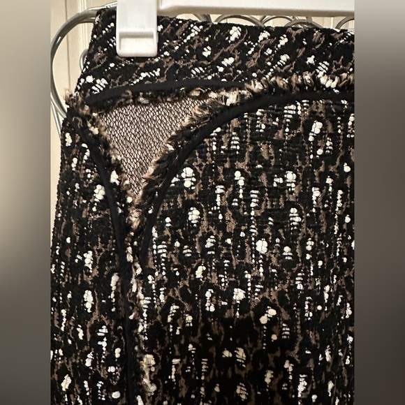Zac Posen tweed fabric skirt with mesh cutout detailing - size 2 - Picture 3 of 6
